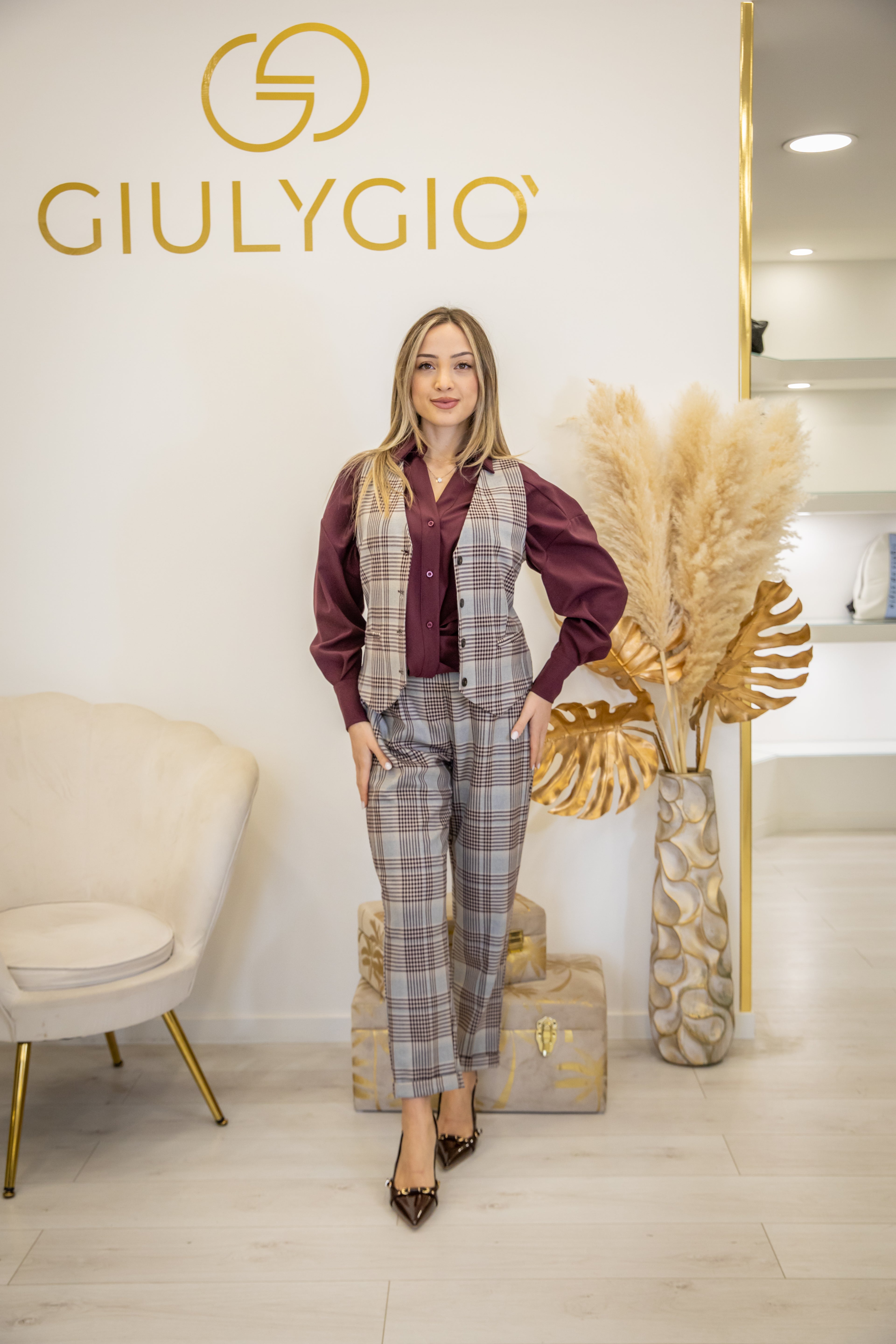 Pantalone fantasia con piega